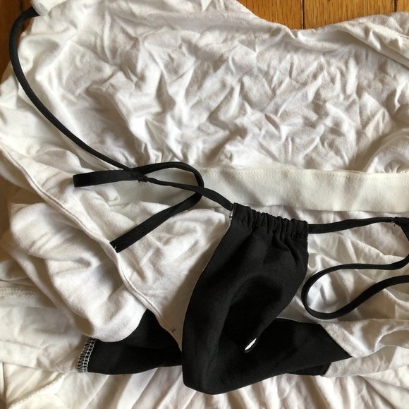 Women's Banana Republic Black and White Halter Top - Picture 5 of 7